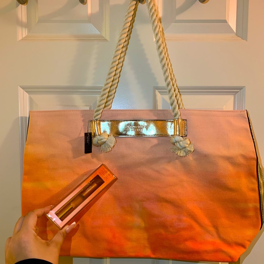 Victoria secret beach tote & matching “Sundrenched” scent roller.